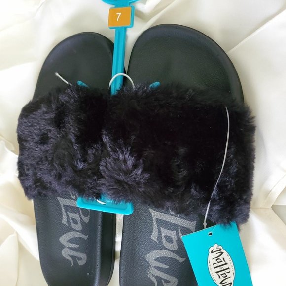 MAD LOVE Slide on Sandals fuzzy house slipper - Picture 4 of 10